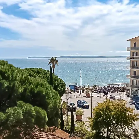 Lejlighed Vue Sur Et Iles Du Levant *