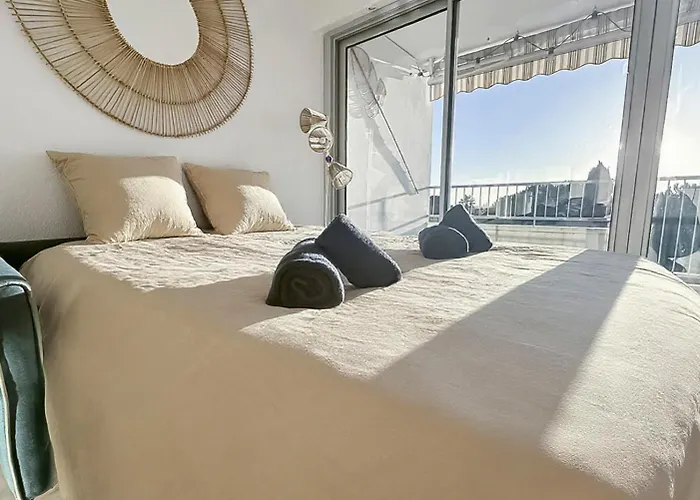 Vue Sur Et Iles Du Levant Apartman